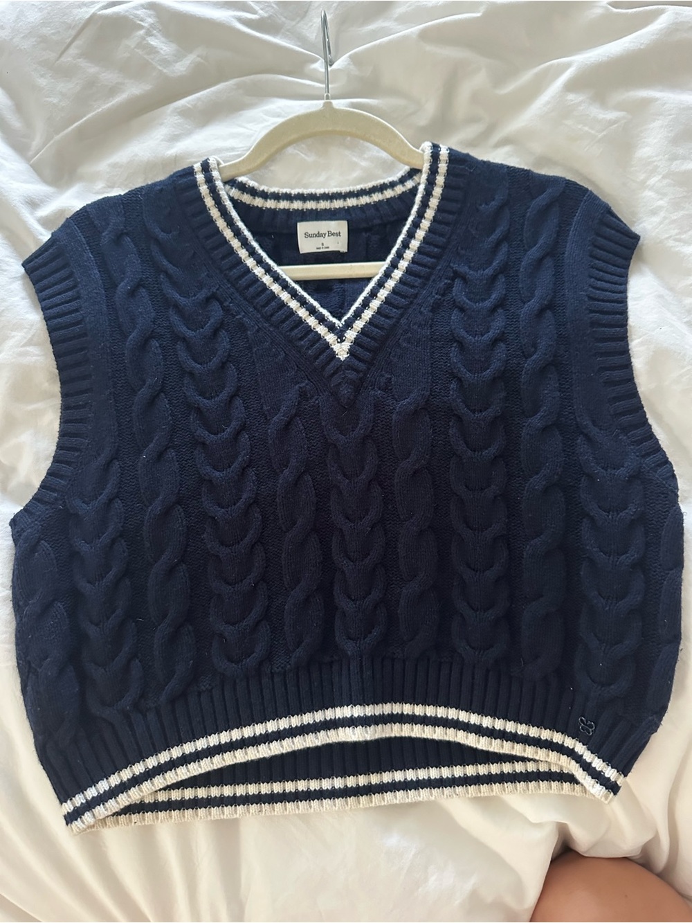 Aritzia Navy Cable-Knit V-Neck Sweater Vest with White Trim